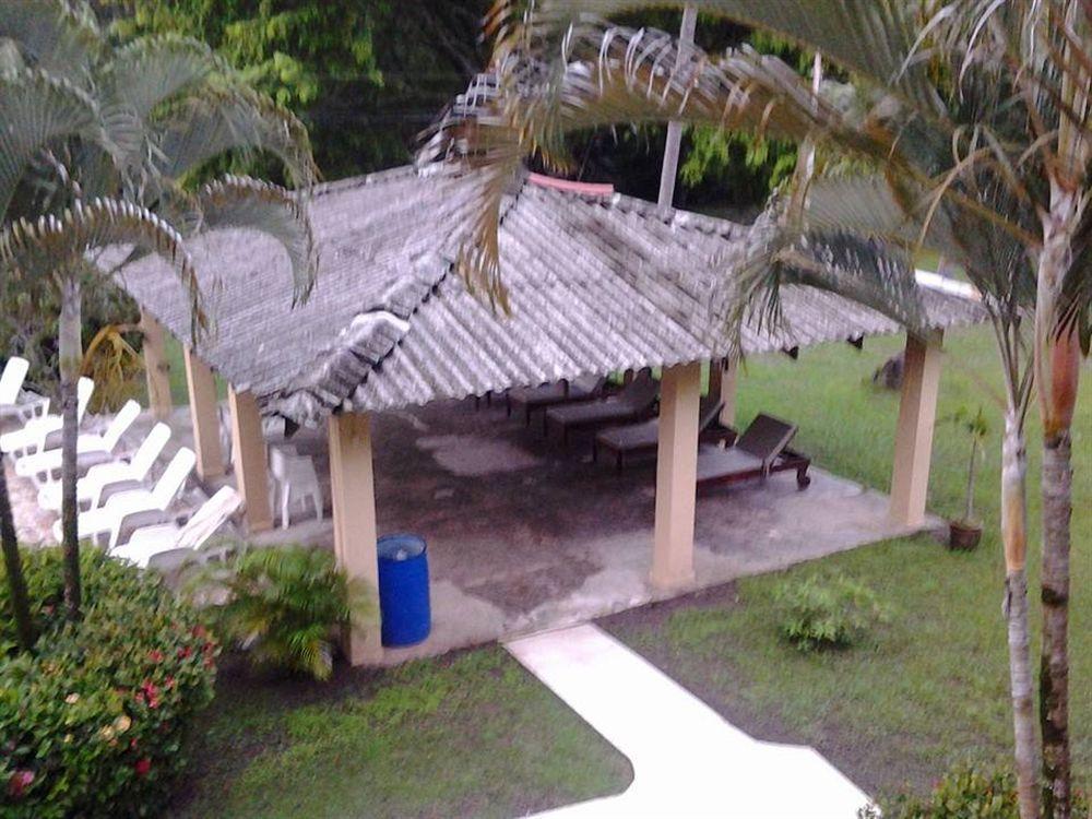 אסטריוס Delfin Beach Front Resort מראה חיצוני תמונה