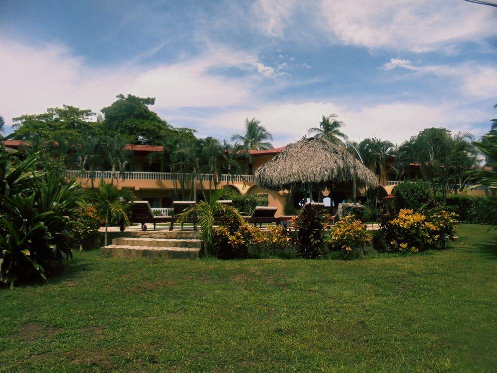 אסטריוס Delfin Beach Front Resort מראה חיצוני תמונה