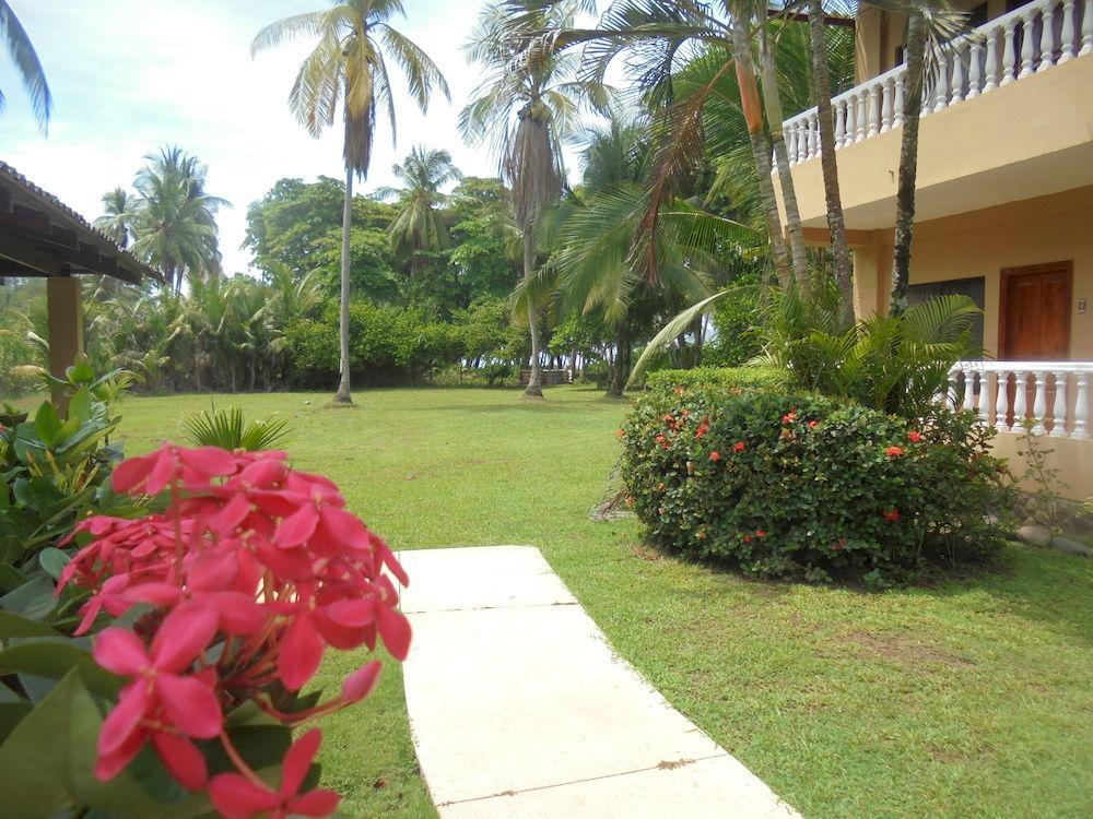 אסטריוס Delfin Beach Front Resort מראה חיצוני תמונה